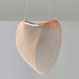 פיקטו 40 - נברשת מרהיבה מעץ